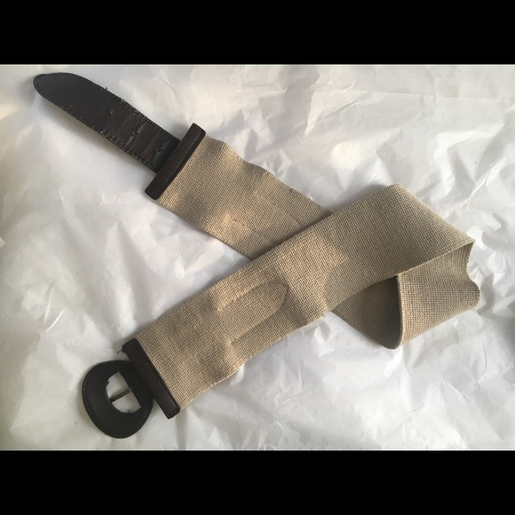 Belt M/L high waist belt. - Picture 2 of 3